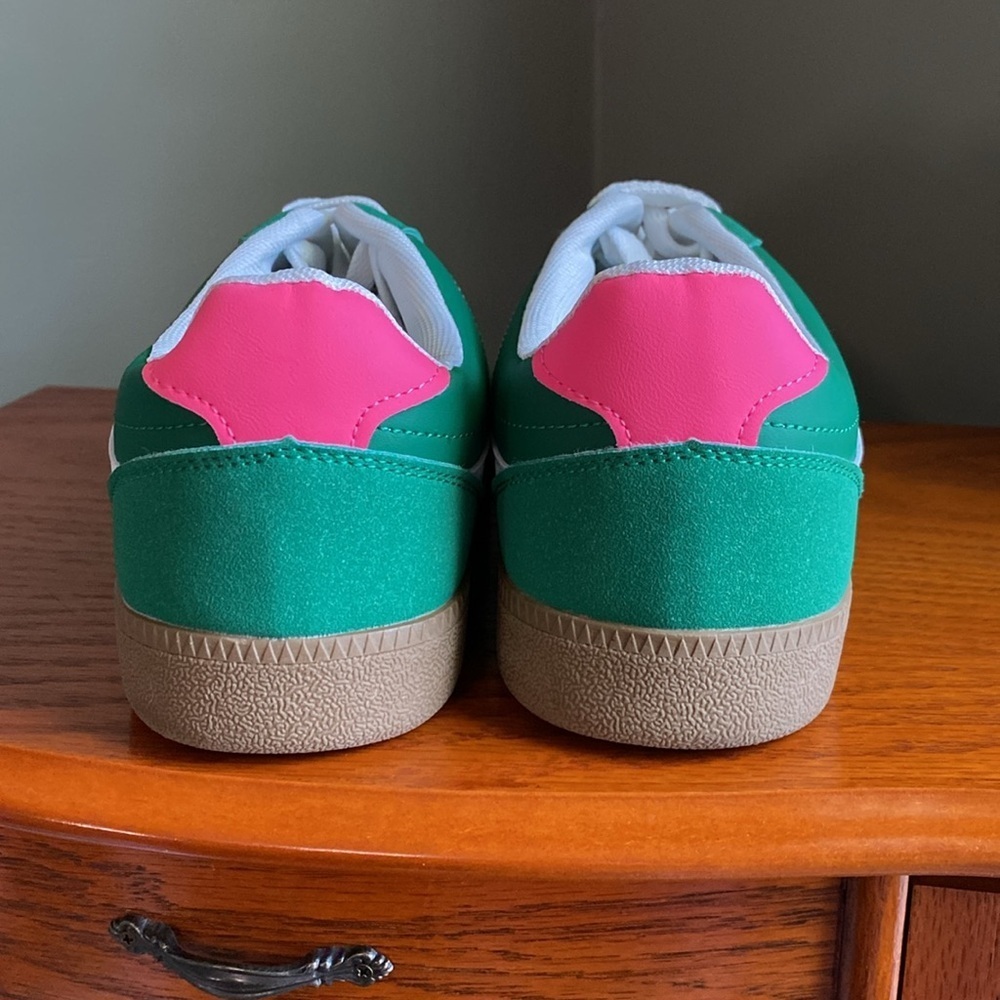 Women's Green and Pink Shoes size 11 1/2 with White Accents - Picture 4 of 6